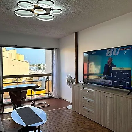 En Plein Centre, Vue Port Et Clim * אגדה